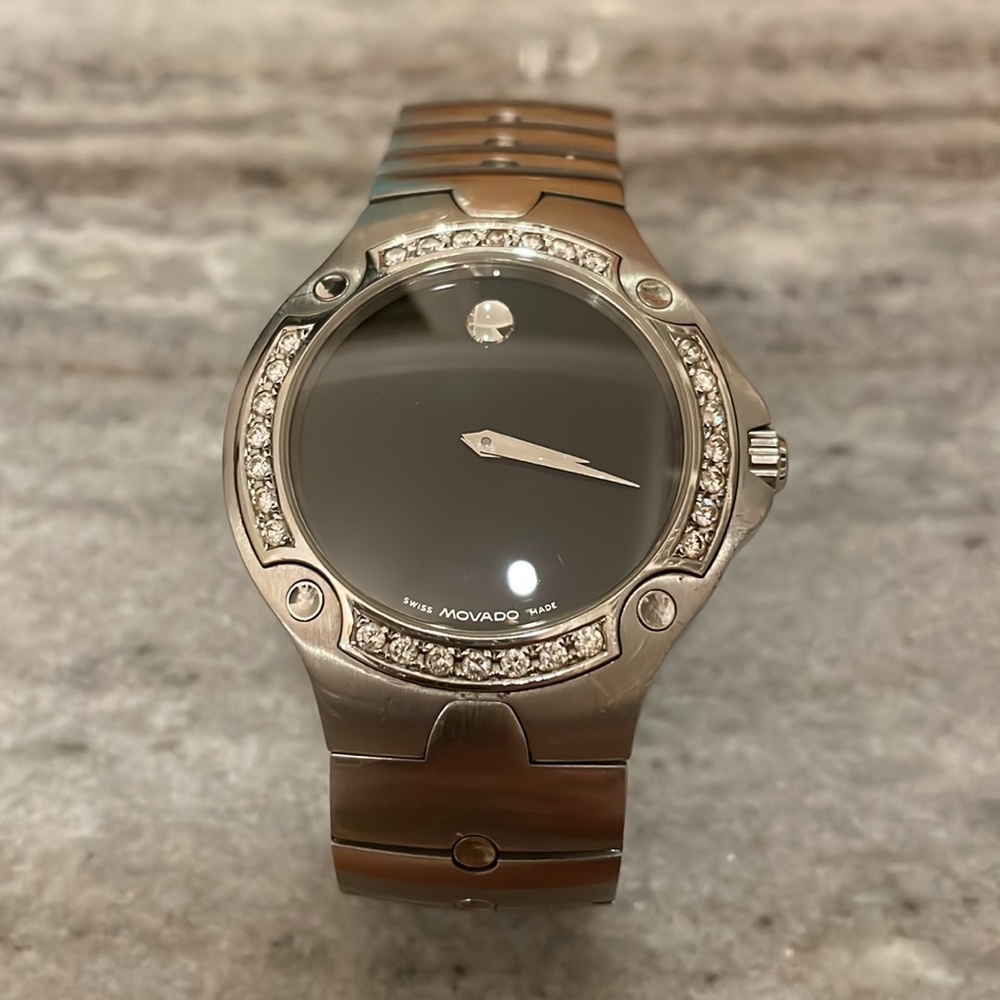 EUC🖤MOVADO sports edition Diamond watch - Picture 1 of 6